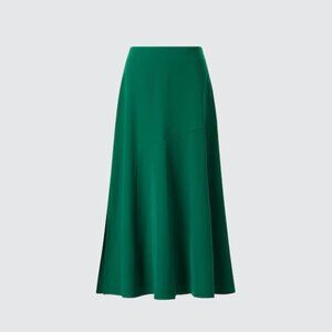 Uniqlo C Mermaid Midi Skirt with Slit in GREEN Size 8 NEW WITH TAG!